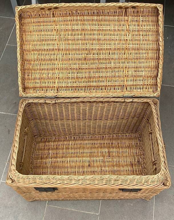 Cassapanche: Malle osier ancienne – Usato da La Neuveville venduto da Pierre.1 3