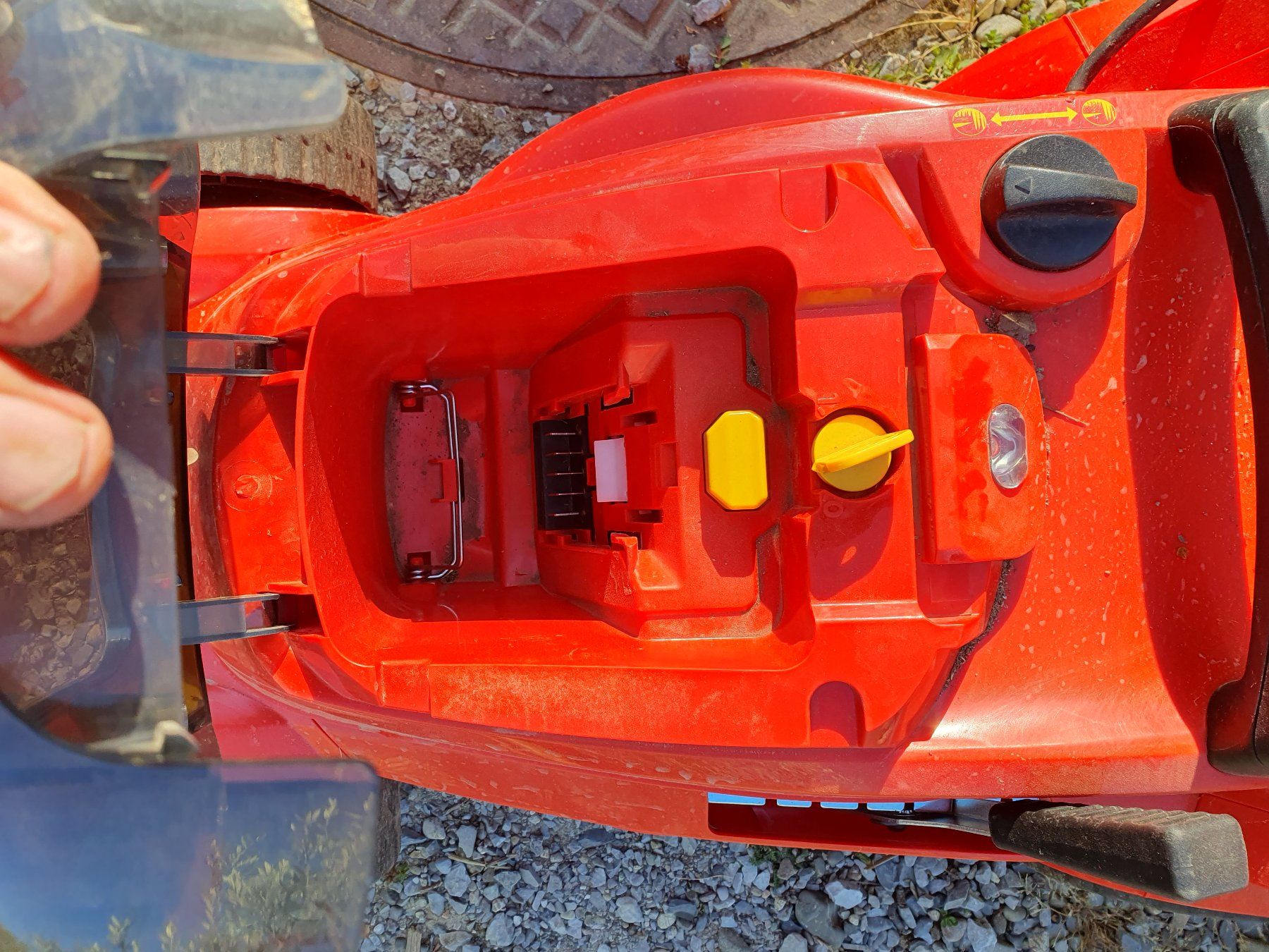 Wolf Garten Tagliaerba: Wolf Rasenmäher BJ117MT – Usato da Zürich venduto da loosebone 3