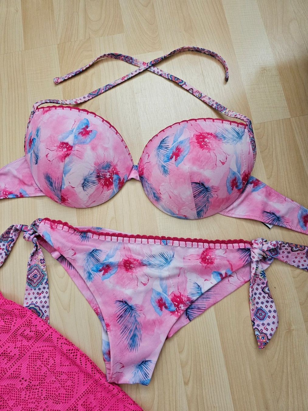 Costumi da bagno & Bikini: OVS Bikini 3-er Set GrXL – Usato da Birr venduto da V-K 1
