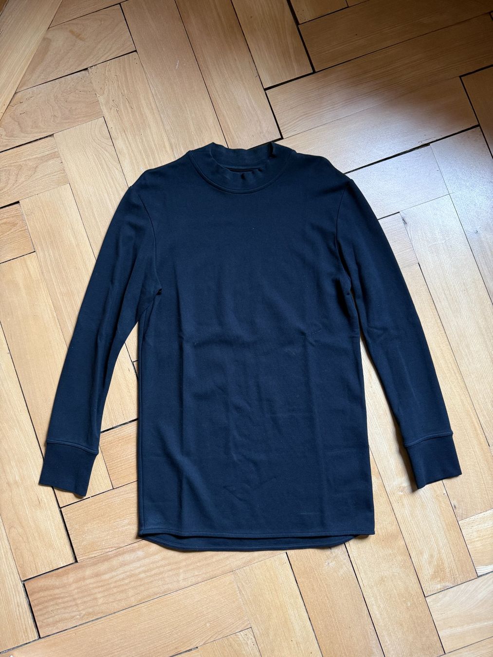 Holzweiler Maglioni & Felpe: HOLZWEILER - Langarmshirt dunkelblau S – Usato da Zürich venduto da Diazaio