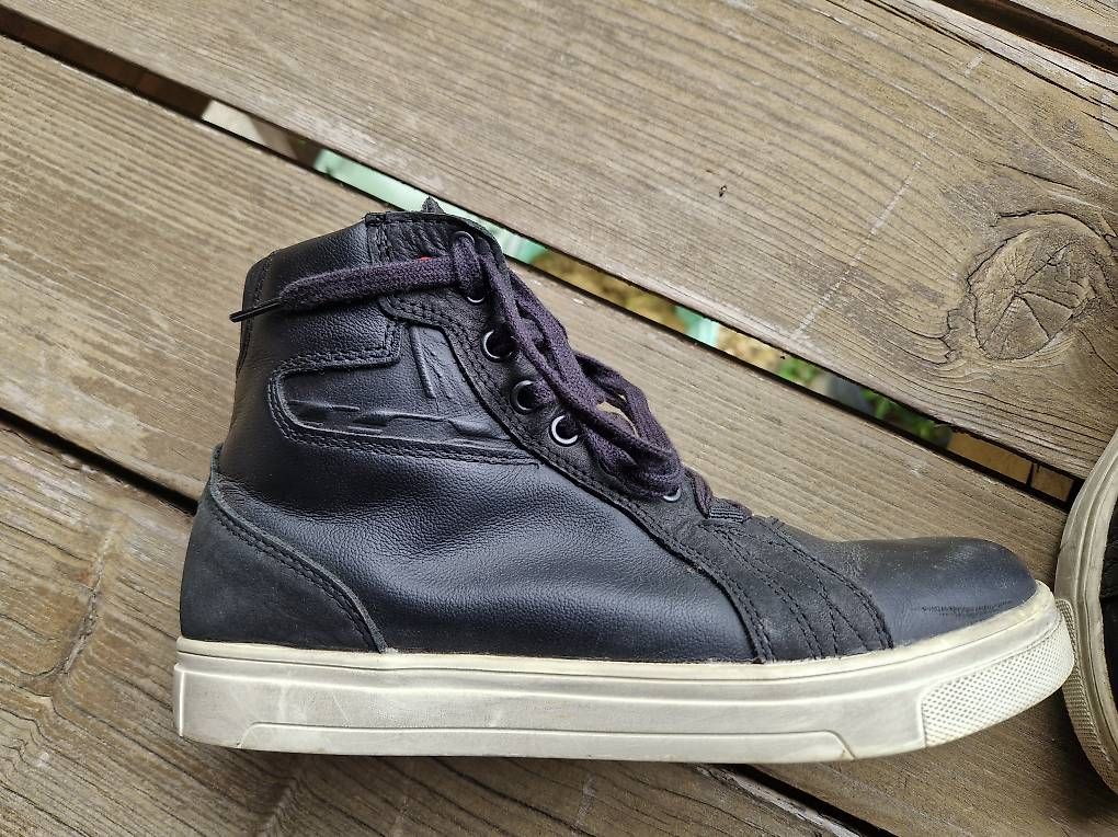 Herrenschuhe: TCX Motorrad Schuhe, Gr. 39 – Gebraucht aus Murten von fjr_q7d7 3
