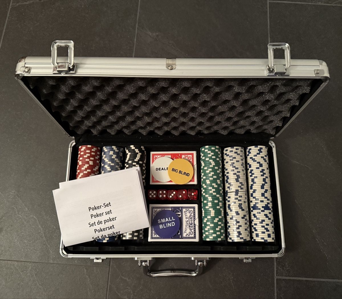 Spiele: Poker-Set Koffer – Gebraucht aus Goldach von igwhitestar 3
