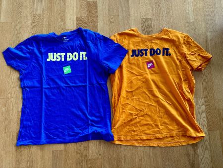 2 T-Shirts NIKE