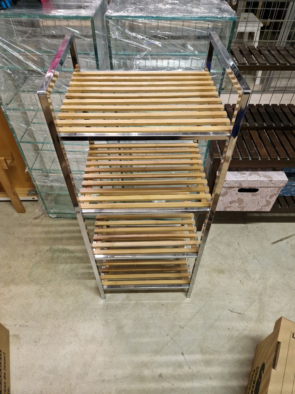 Scaffali: Wooden shelves with inox side support. – Nuovo (secondo la descrizione) da Zürich venduto da pnp_5vbc 1