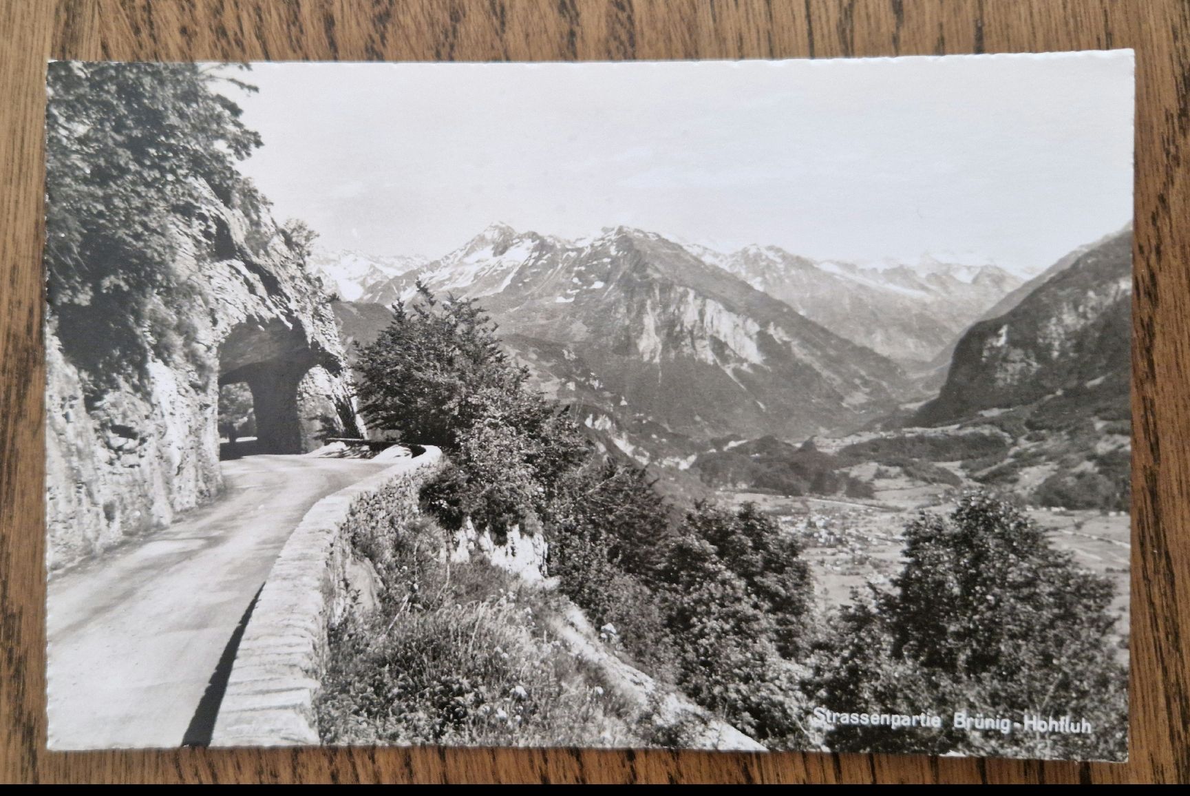 Cartoline postali: Strasse Brünig-Hohfluh – Usato da Ebikon venduto da Donar50
