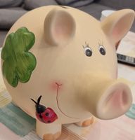 Sparschwein Kleeblatt Marienkäfer Keramik hellbeige 18cm