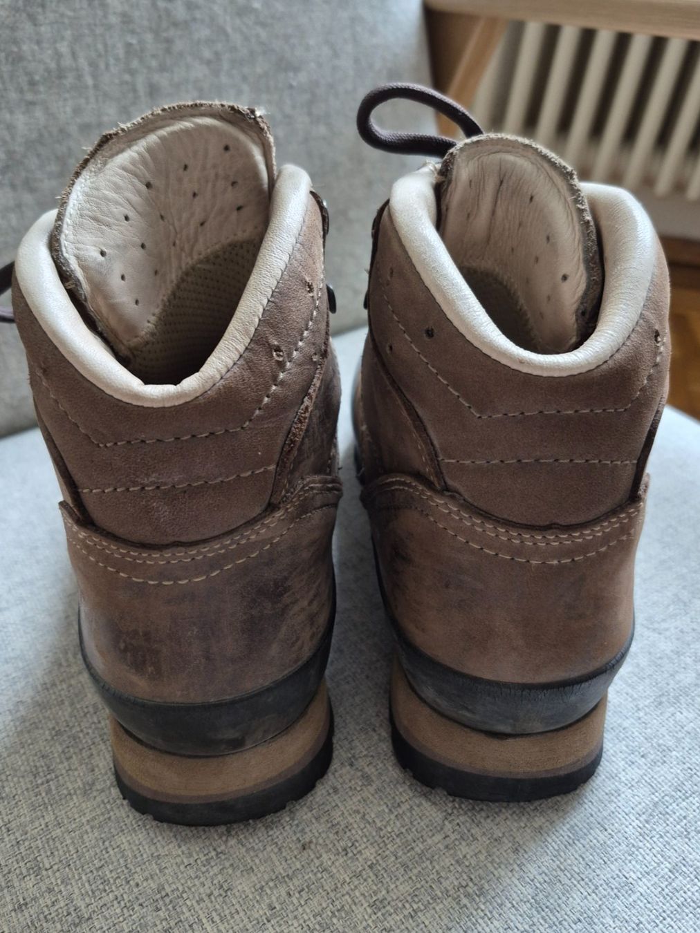 Meindl Scarpe da donna: MEINDL Borneo II MFS Wanderschuhe, Gr. 38 – Usato da Winterthur venduto da EH47 1
