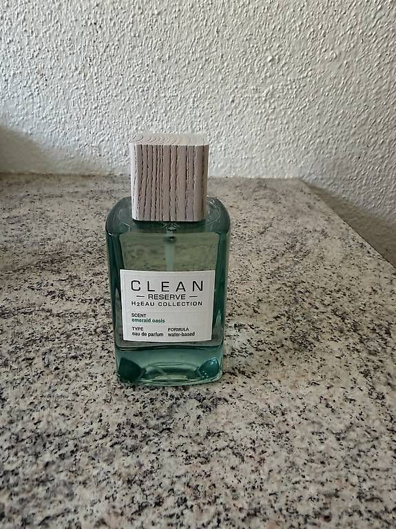 Clean Profumi & Eau de Toilette: Clean Reserve H2eau Emerald Oasis Edp 100ml – Usato da Frenkendorf venduto da autodiscount4123 1