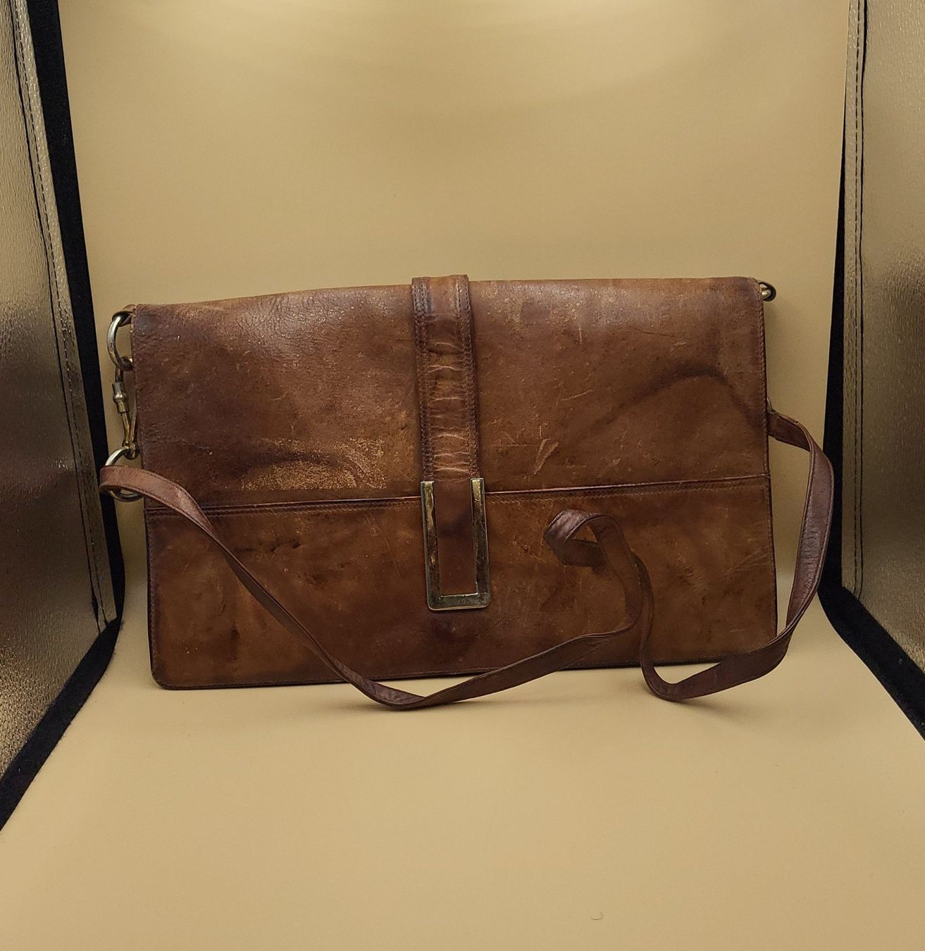 Taschen für Damen: Schicke Vintage Braun Ledertasche – Gebraucht aus Wald ZH von SwissPawnshop
