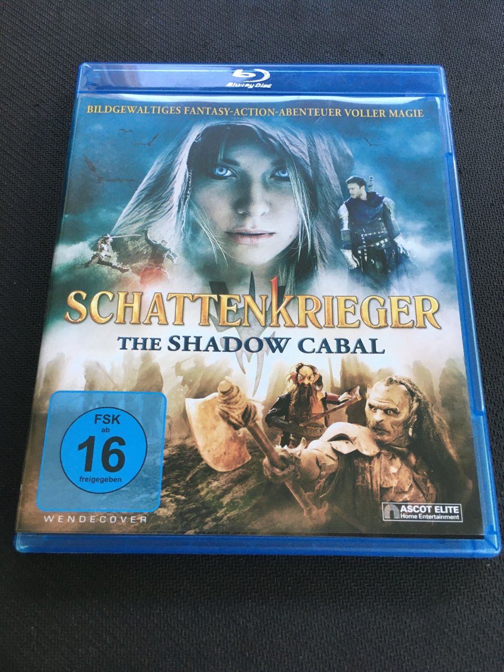 Tous les DVDs: Schattenkrieger [Blu-ray] – D'occasion à St.Gallen par MedienJoe