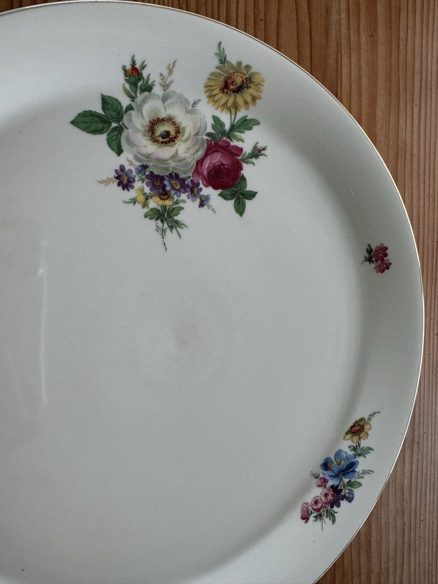Servierplatten: Schöne Servierplatte mit Blumenmuster, Vintage, 37cm – Gebraucht aus Lanzenhäusern von Galaa 4