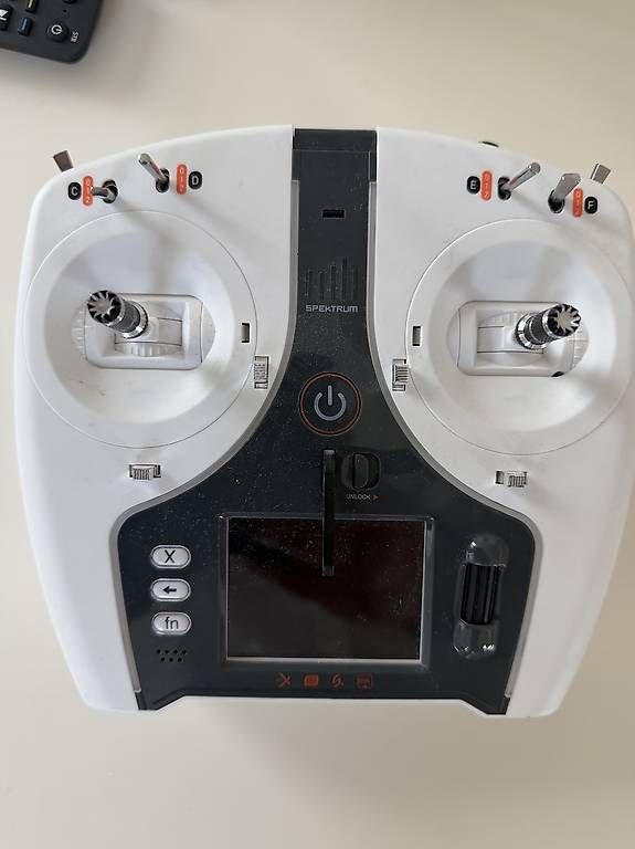 Telecomando: SPEKTRUM NX7e – Usato da Möhlin venduto da bat_29ql