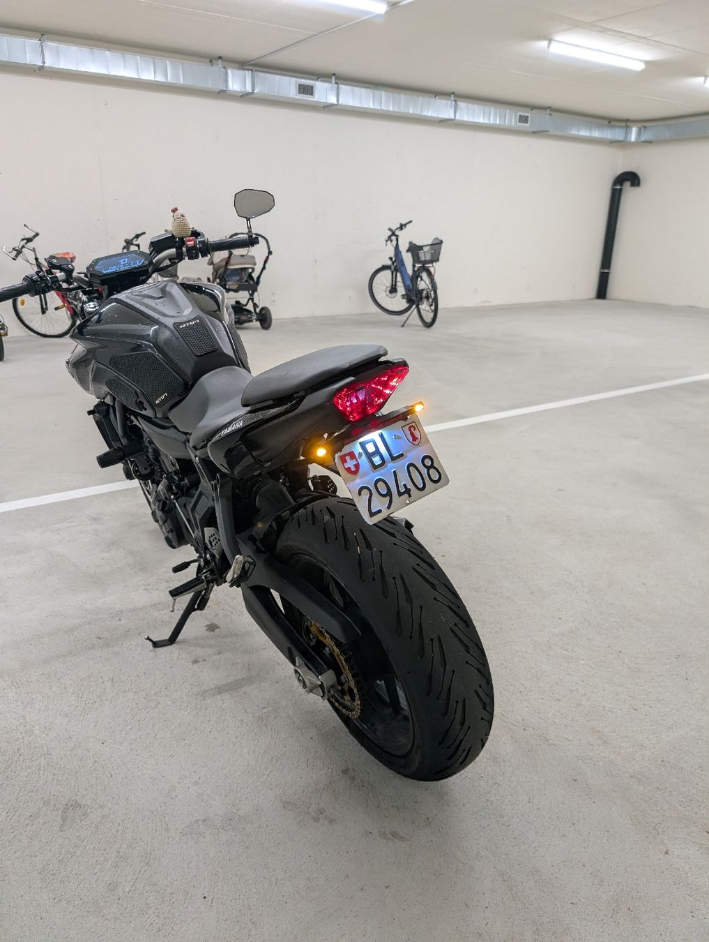 Yamaha Strada: Yamaha MT07 2023(35kw) Arrow. YAMAHA GARANTIE BIS 2028 – Usato da Reinach BL venduto da OwenPoms 8