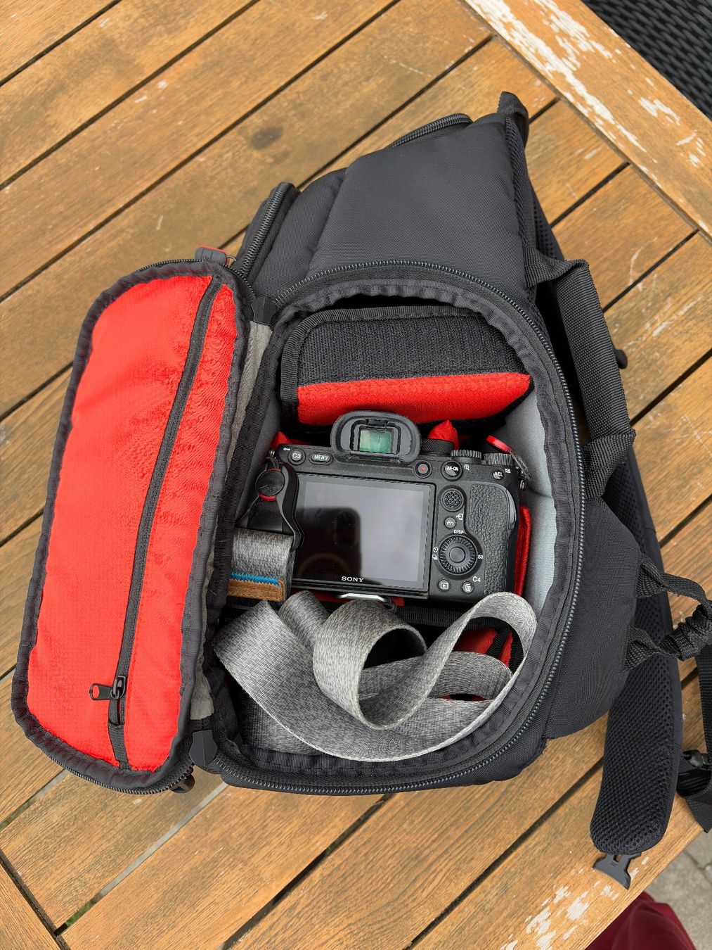 Zaini: Case Logic Kamera Rucksack – Usato da Hombrechtikon venduto da Dokmasa 4