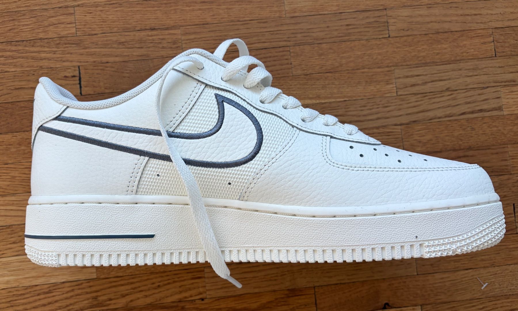 Nike Herrenschuhe: Nike Air Force One – Neu (gemäss Beschreibung) aus Luzern von stalder82 4