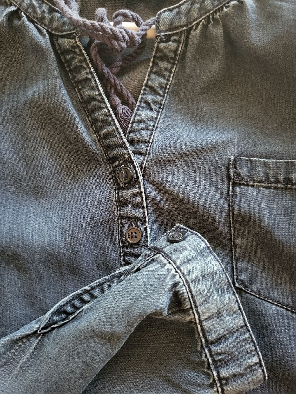 Le Temps Des Cerises Blusen: Chemisier Le Temps des Cerises Denim – Neu (gemäss Beschreibung) aus Aproz (Nendaz) von mar_zxm9 3