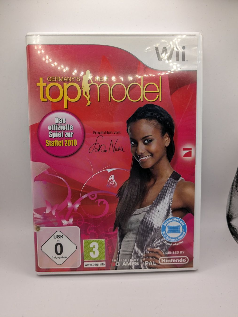 Nintendo Giochi: Germany's Next Top Model - Nintendo Wii Game – Usato da Hünenberg See venduto da SpecialEditionGaming