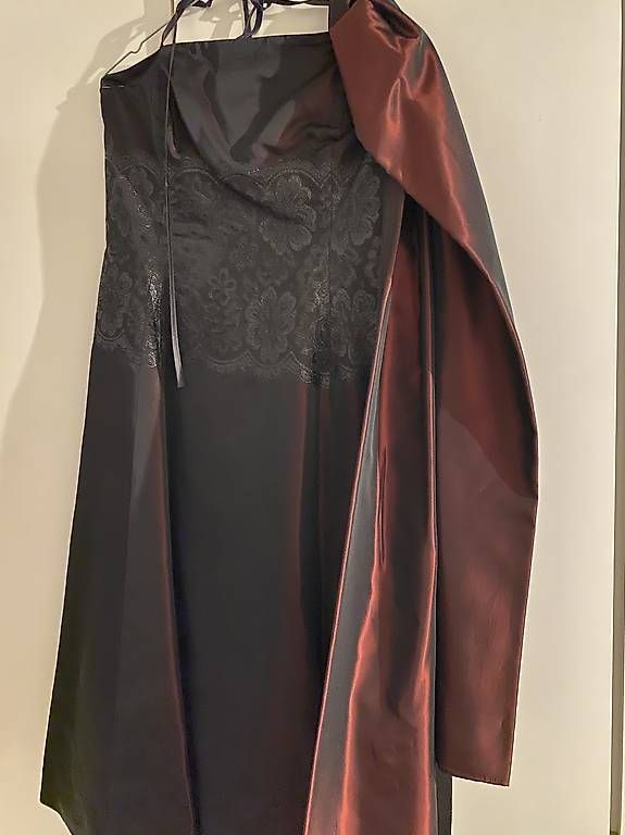 Vestiti: Festliches Abend-/ Cocktailkleid mit Stola – Usato da Mühlau venduto da Johuiii 2
