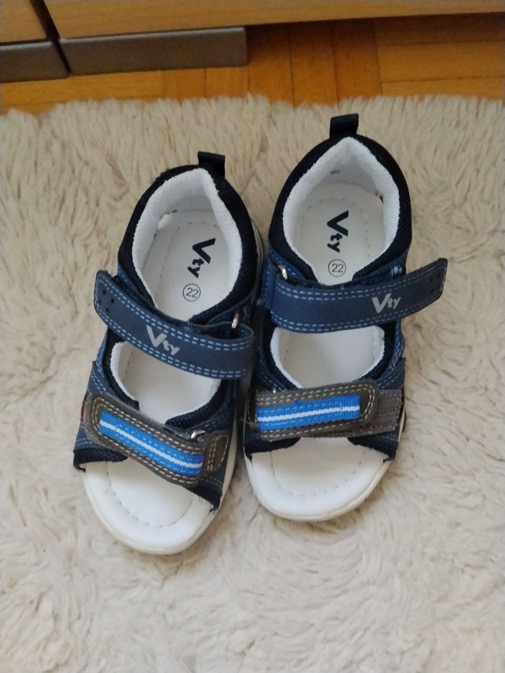 Scarpe per ragazzi: Vty Sandalen, Grösse 22 – Nuovo (secondo la descrizione) da Kloten venduto da Pacanda