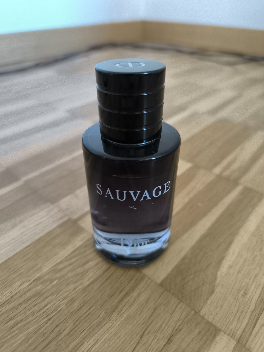 Dior Parfum & Eau de Toilette: Dior Sauvage Parfum – Gebraucht aus Zürich von Hadrien7