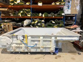 NEU - Ausstellungspool