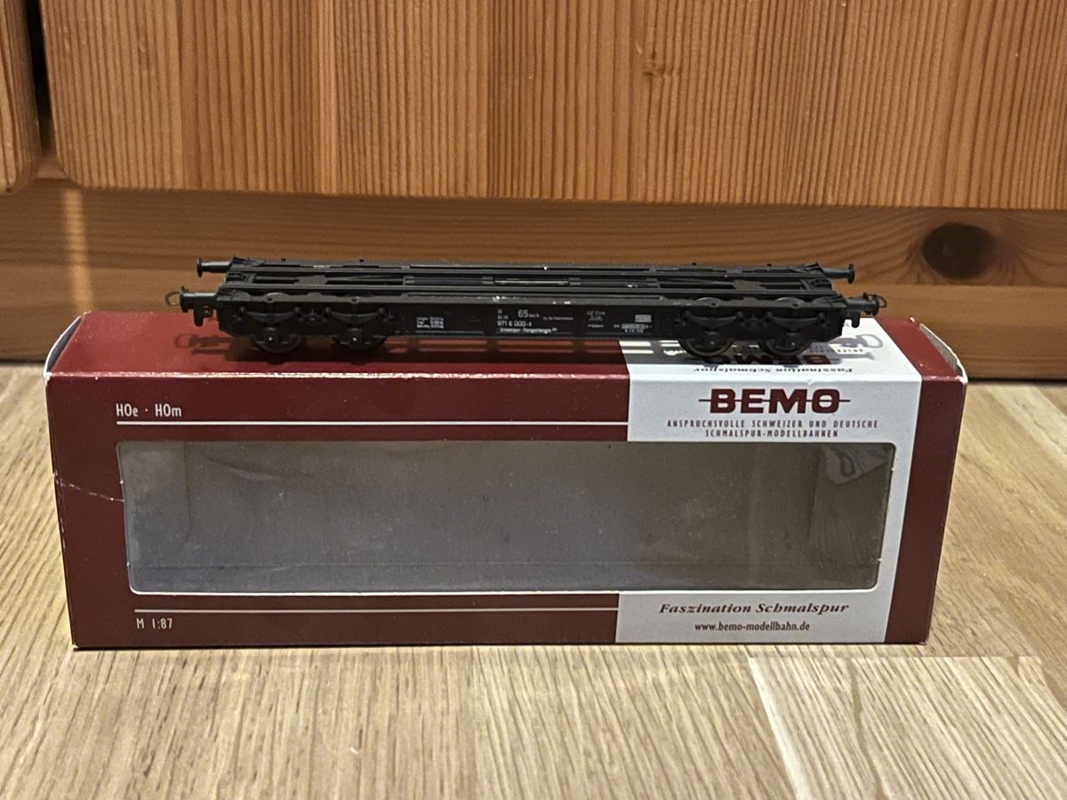 Bemo Modellini di ferrovie: Bemo 2601 860 Schmalspurtransportwagen – Usato da Blonay venduto da babast_