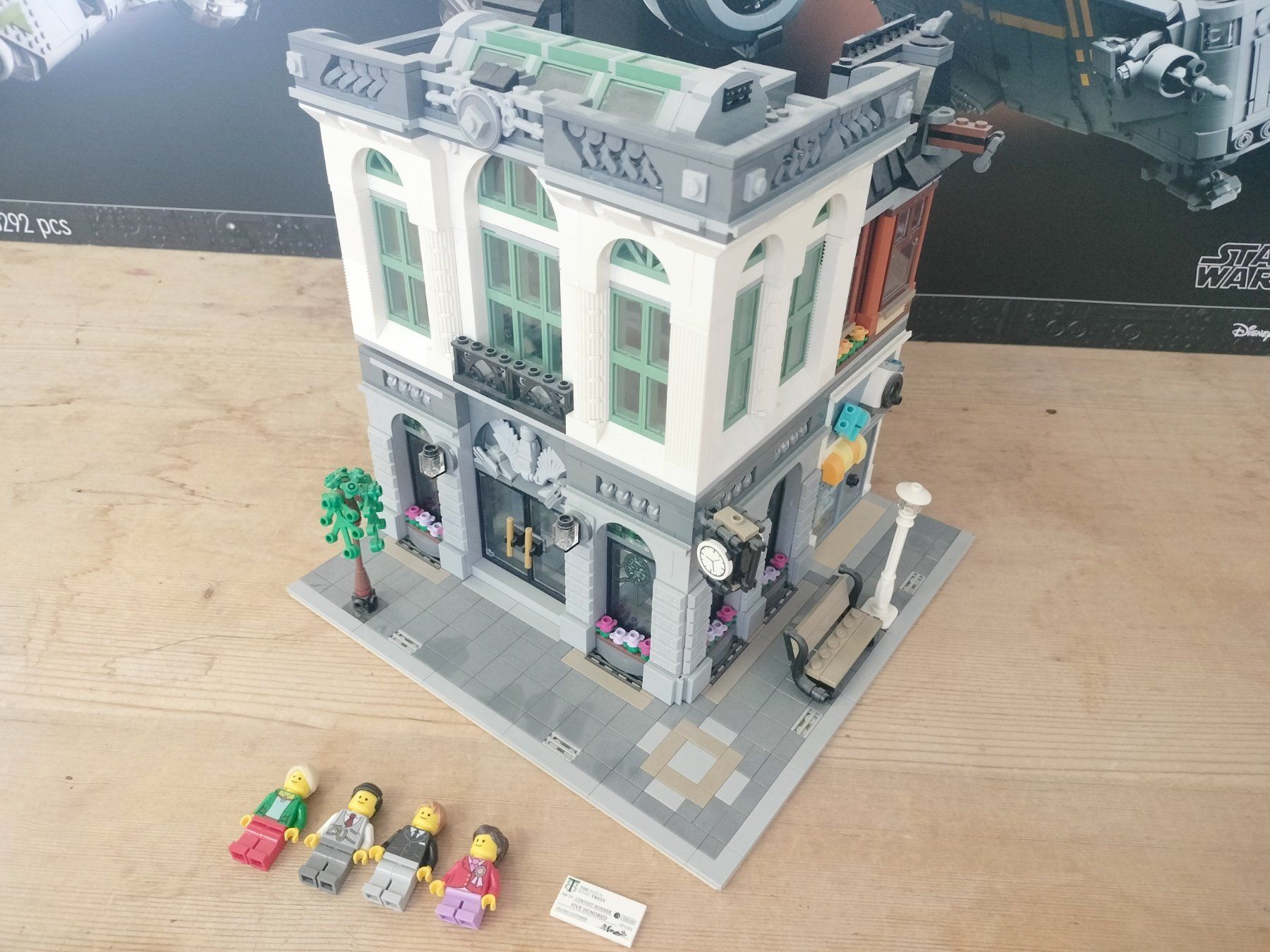 Lego Jouets: Lego Creator Expert 10251 Brick Bank Modular ab 1.- – D'occasion à Wil SG par RoyalBricks