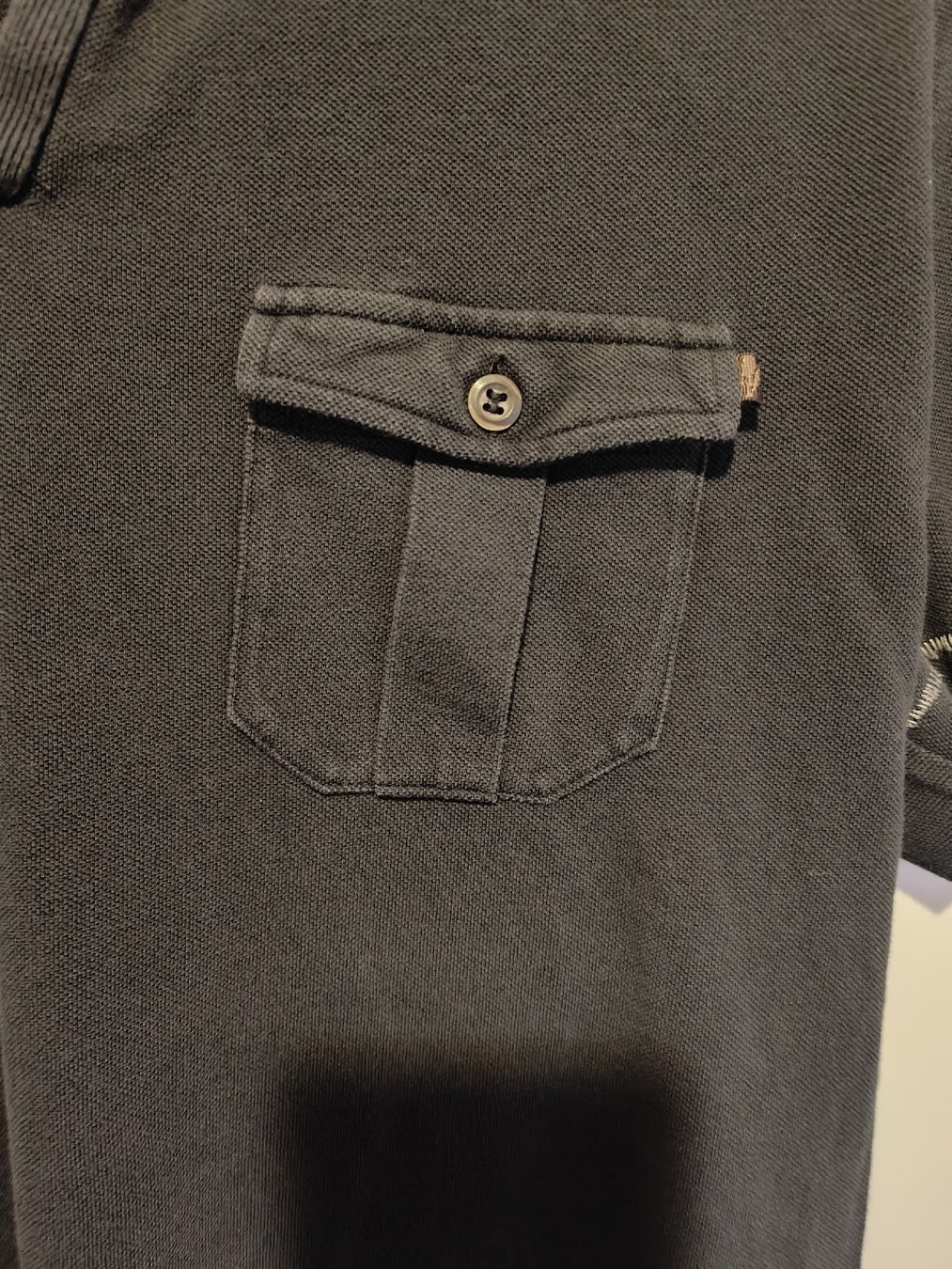 Hugo Boss Magliette Polo: Vintage Hugo Boss Poloshirt – Usato da Rothrist venduto da SiddharthaMoon 5