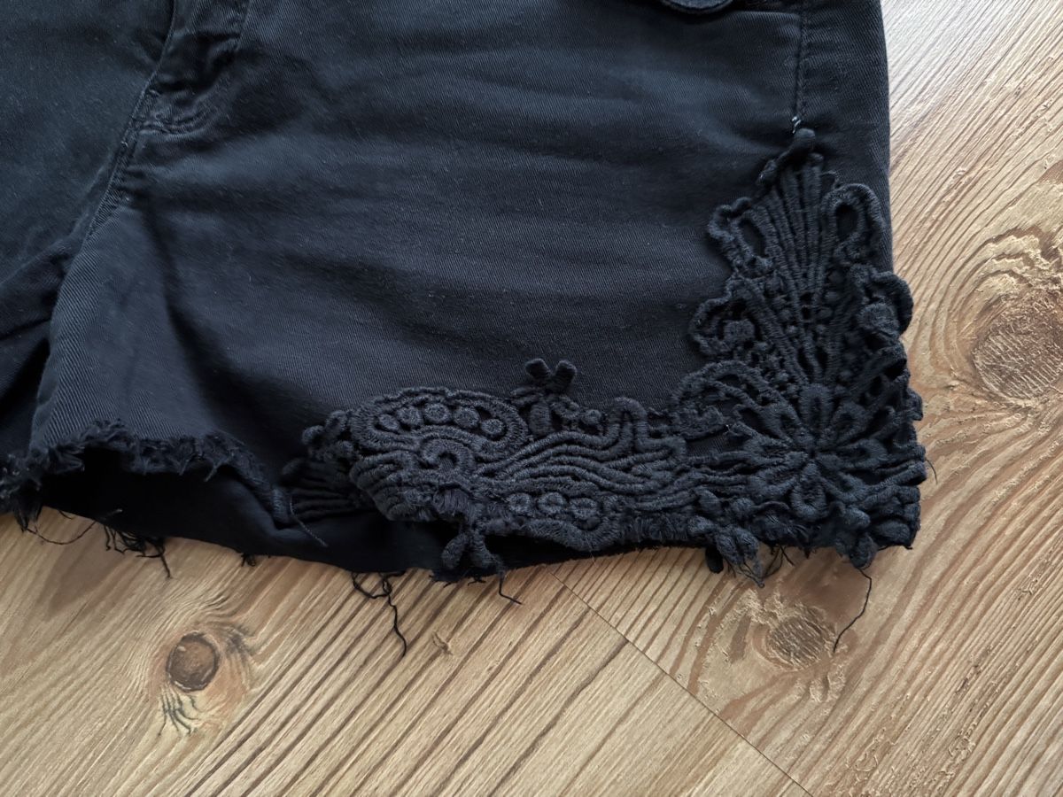 Pantaloni: Kurze Hose in Gr. 40, schwarz – Usato da Unterlangenegg venduto da mamu3657 1
