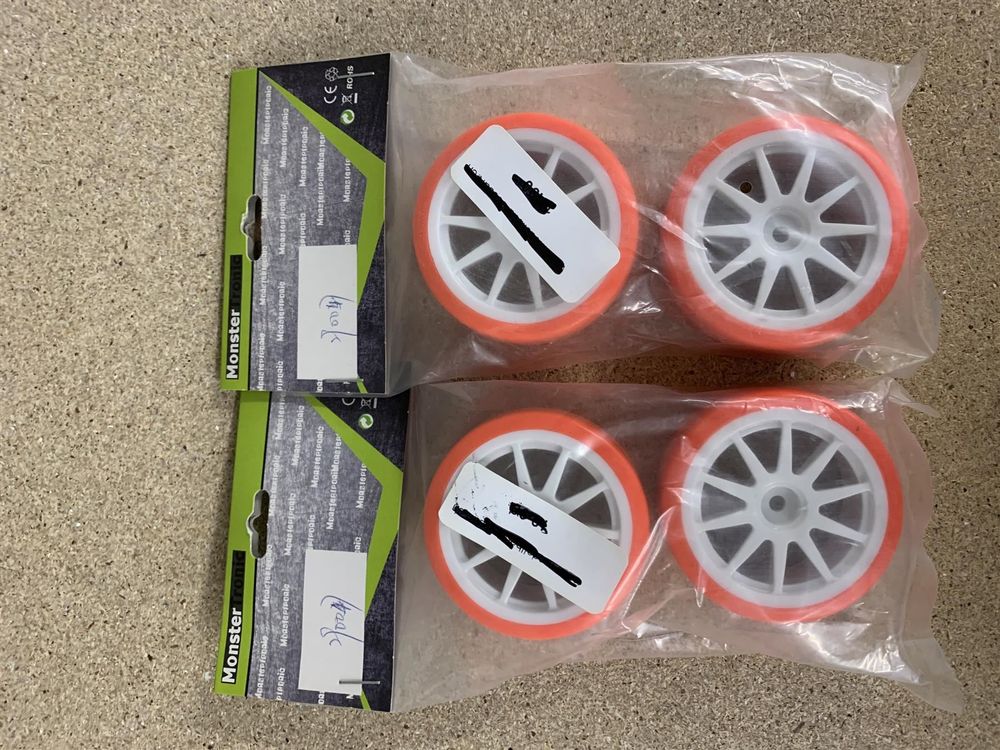 Räder Set 4 Alberelli Invernali Dorati – Porcellana Bianca Con Decorazioni Oro – Altezze Da 3,5 A 9 Cm