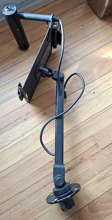 Supporti a parete: SBB Fahrplanhalter mit Lampe – Usato da Weinfelden venduto da Ranja02 4