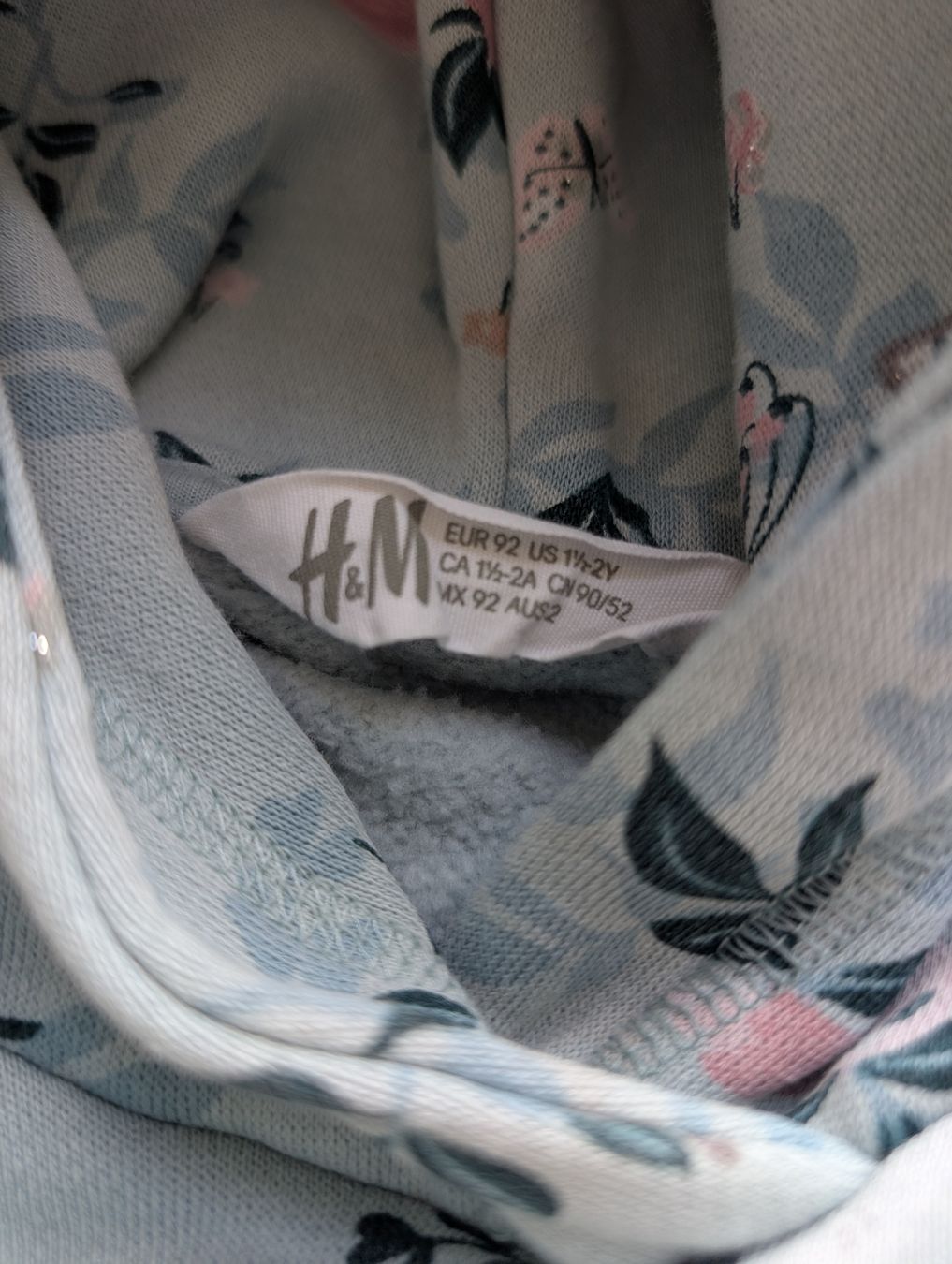 H&M Pullover & Sweatshirts: H&M hoodie size 86 – Gebraucht aus Meyrin von jes_yr5m 2