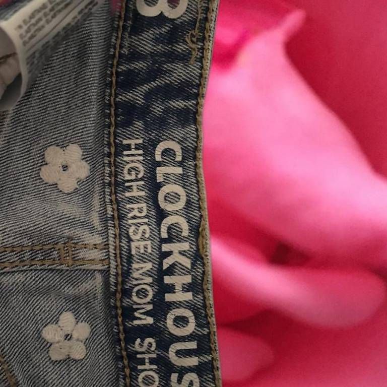 C&A Pantaloni: Blumige Hotpants Grösse 38 – Usato da Bern venduto da shiggyy 1