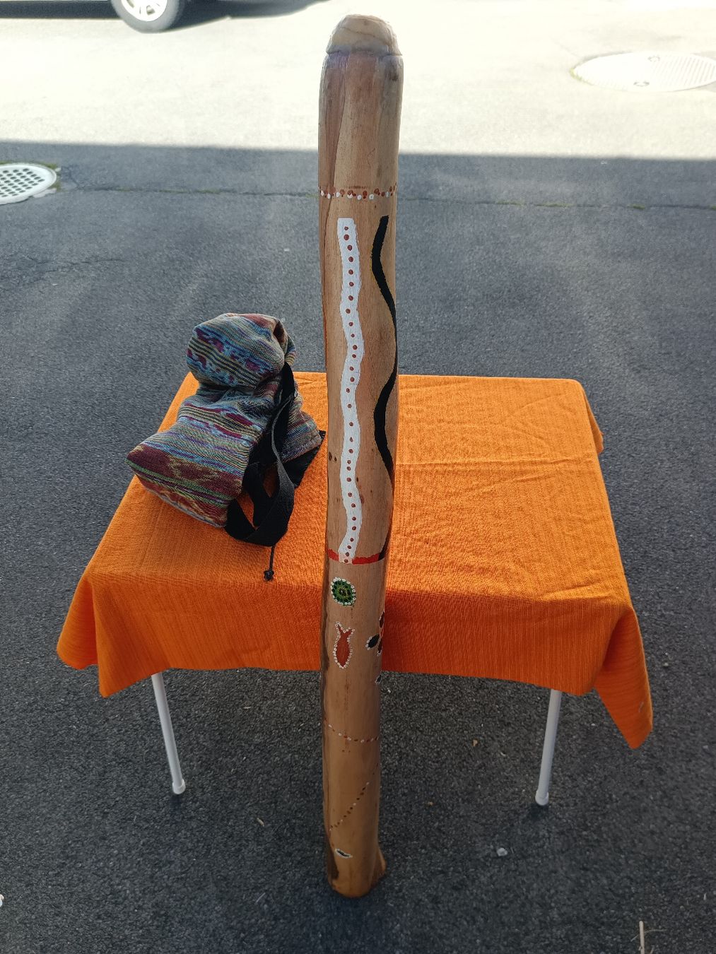 Musikinstrumente: Didgeridoo mit Tasche, 135cm, Klanginstrument, Top! – Gebraucht aus Steinen von HELD84