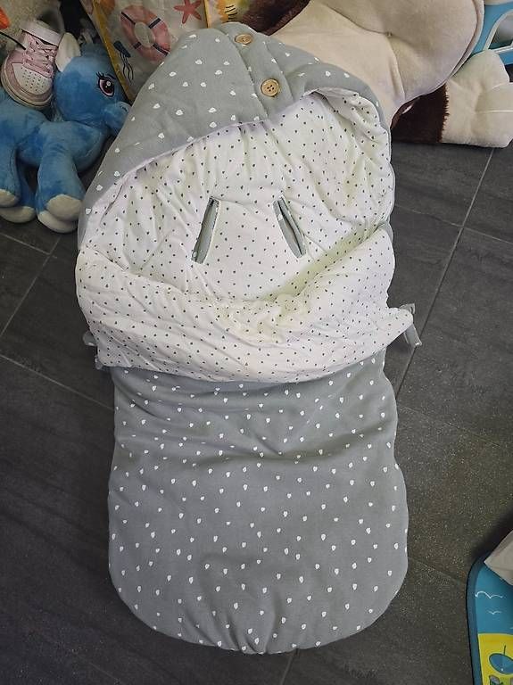 Sacs de couchage: Fusssack/ Babynest /Decke – D'occasion à Domat/Ems par del_glb5 3