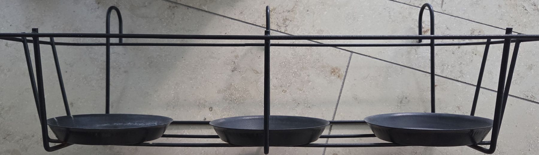 Ladenausstattungen & Messebau: Black Metal 3-Plant hanging basket – Gebraucht aus Zürich von adibloech
