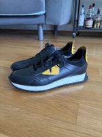 FENDI Sneakers mit Stacheln, Gr. 40, Top Zustand
