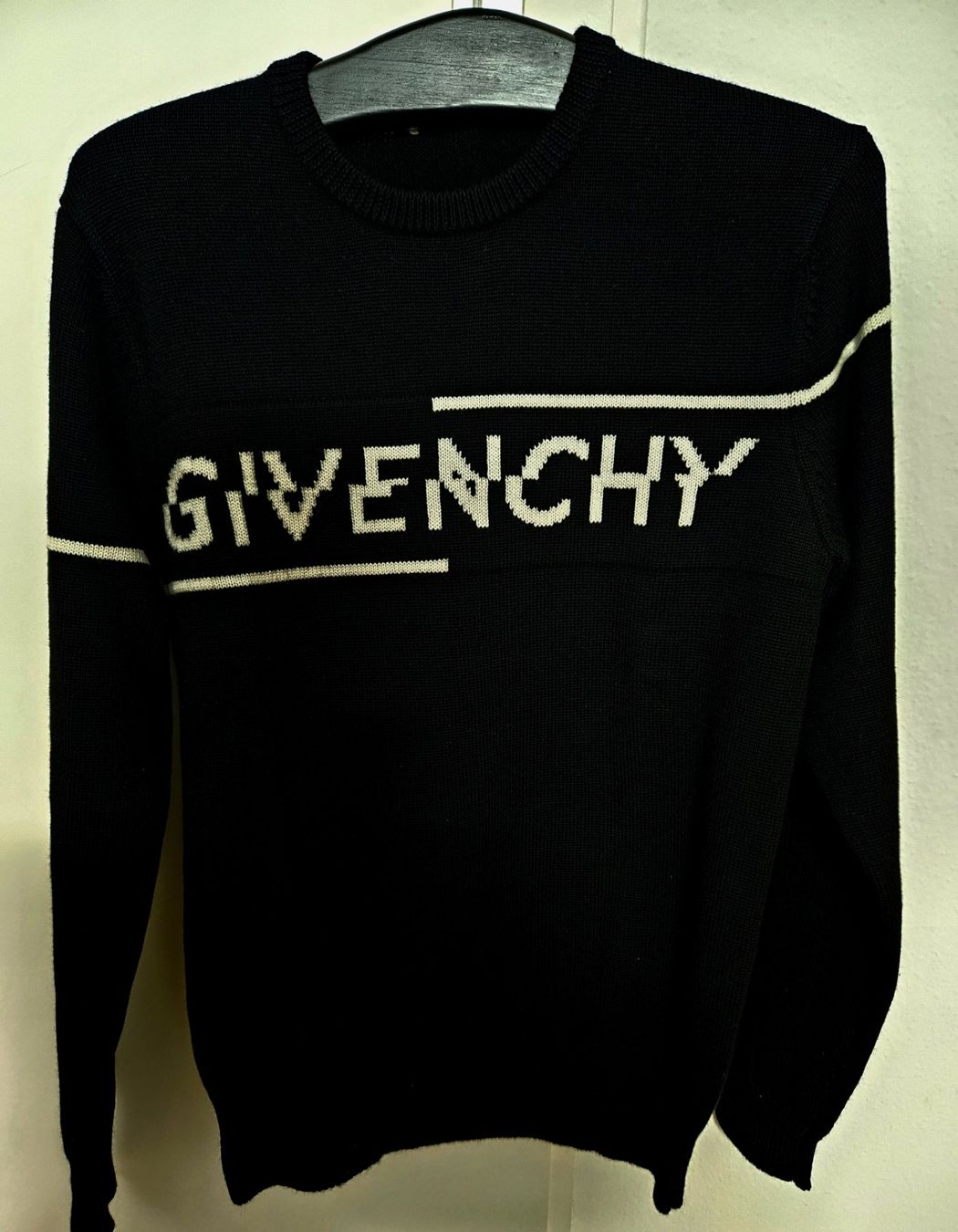 Givenchy Maglioni & Felpe: Givenchy Woll - Pullover schwarz Gr. S Original – Nuovo (secondo la descrizione) da Kreuzlingen venduto da RahMal 1