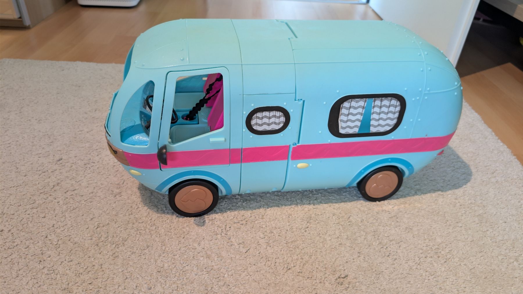 Giocattoli: LOL Surprise Camper Car – Usato da St. Gallen venduto da Tasu27 1