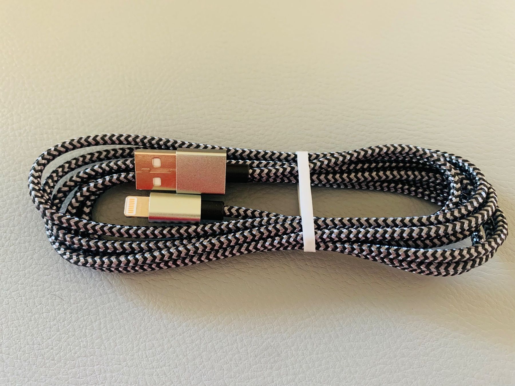 Caricabatterie: iPhone Lade Kabel NEU 2m lang – Nuovo e nell'imballaggio originale da Glis venduto da kos_52w5