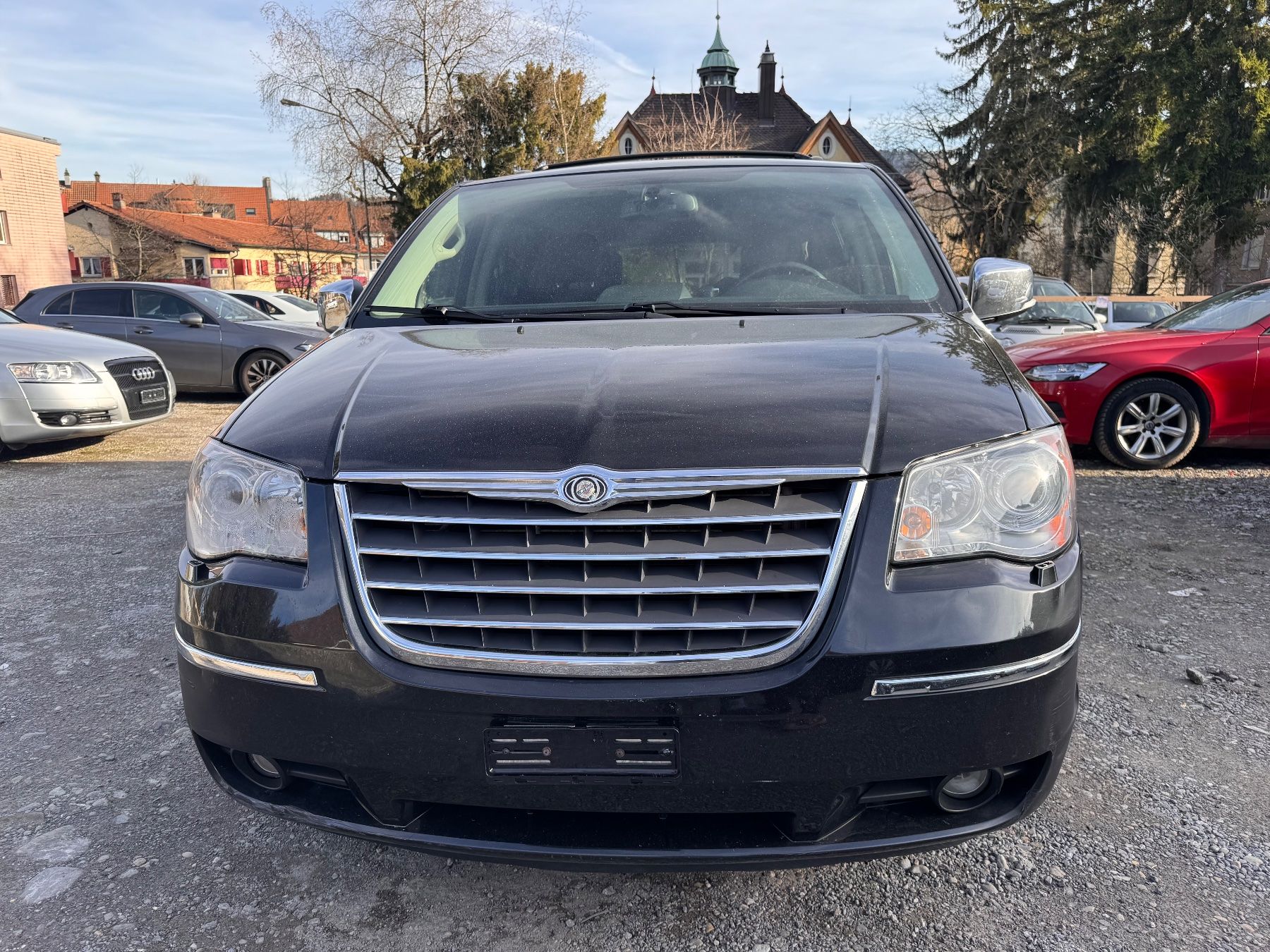 Chrysler Autos: CHRYSLER GdVoyager 2.8D – D'occasion à St. Gallen par AutoSG