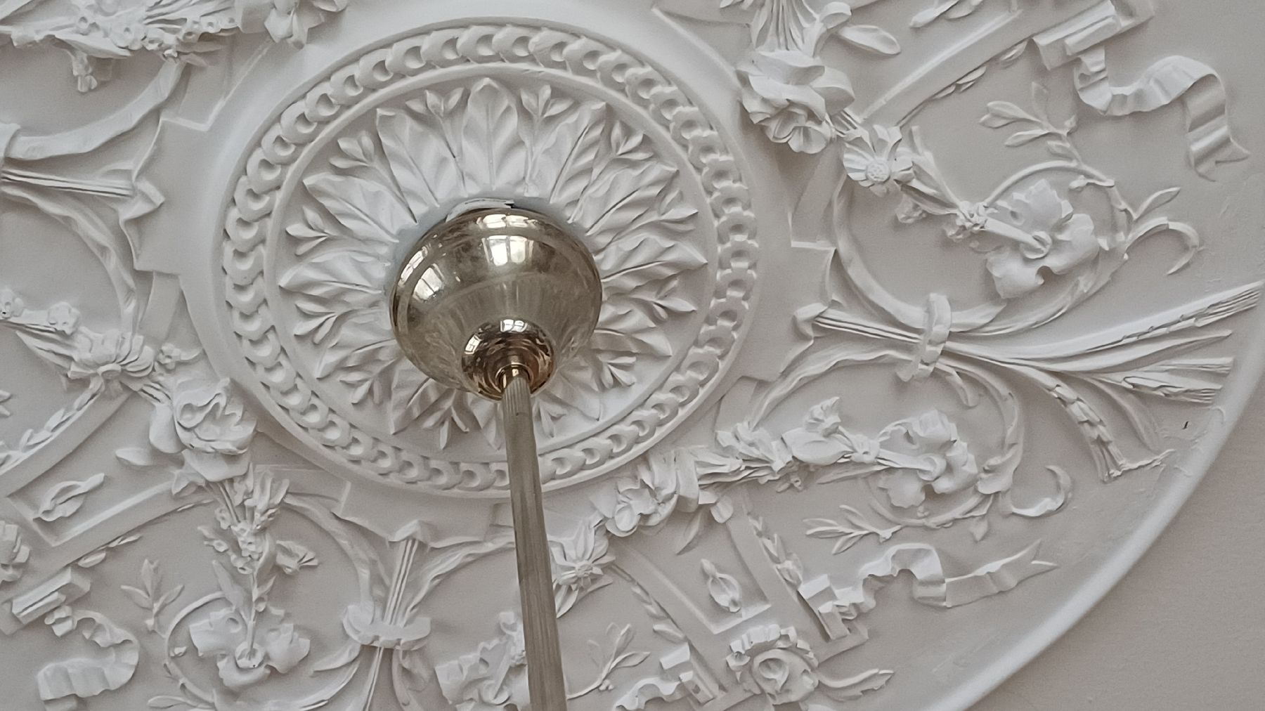 Kronleuchter & Deckenlampen: Antike Deckenlampe – Gebraucht aus Flawil von Naphtali 3