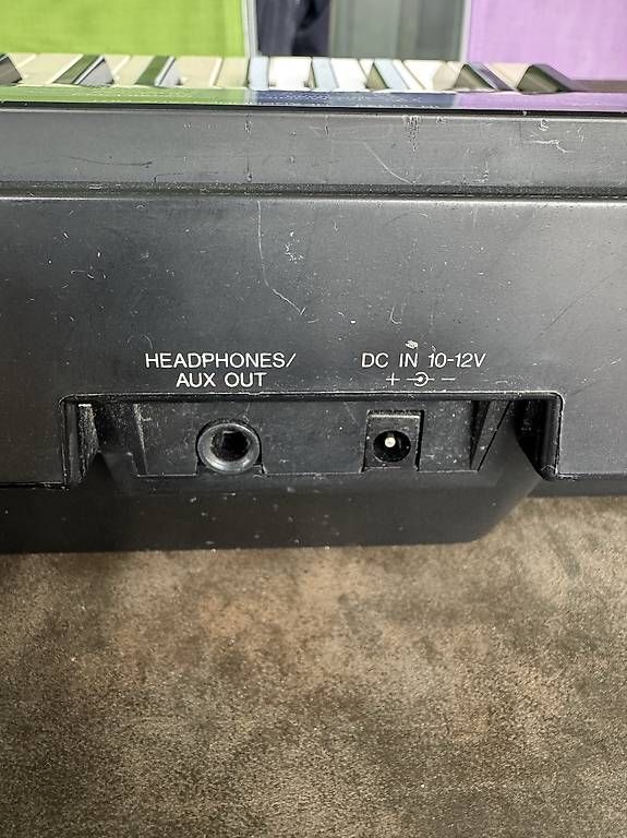 Strumenti musicali: Yamaha PSR-77, Keyboard – Usato da Steffisburg venduto da Shiraay 1