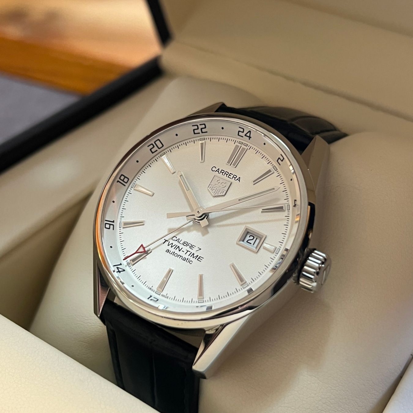 Tag Heuer Orologi: Tag Heuer Carrera Twin-Time Full Set WAR2011-1 – Usato da Carouge GE venduto da Watchaser 2