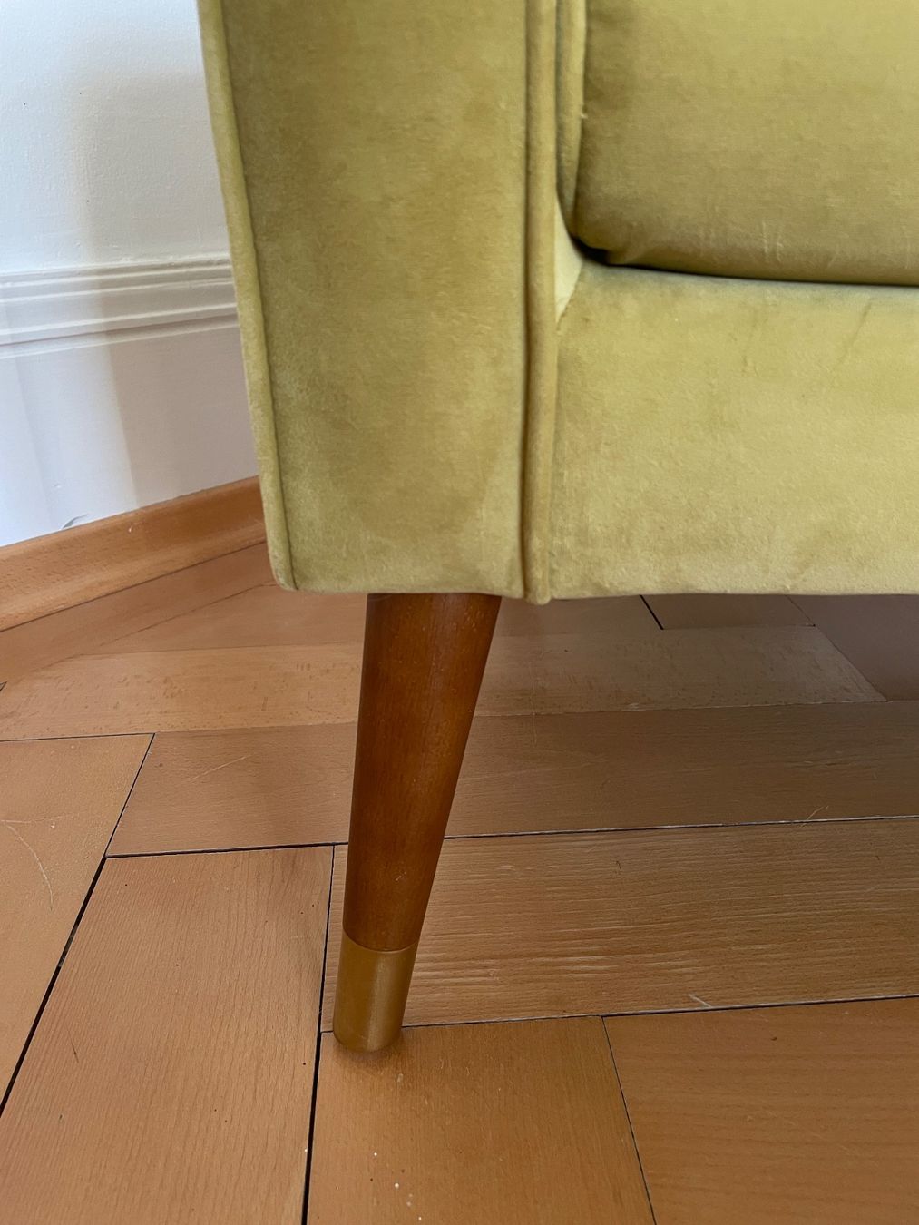 La Redoute Poltrone: Ockerfarbener Sessel in Samtoptik – Usato da Zürich venduto da viv_2tfj 3