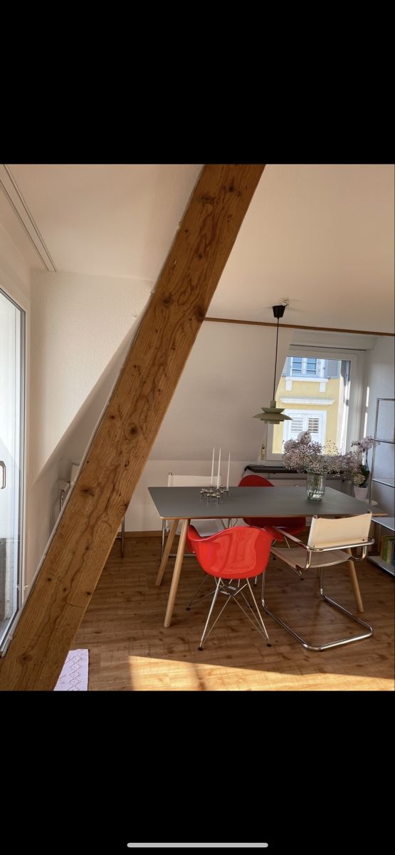 Vitra Sedie: Rote Vitra Stühle – Usato da Horgen venduto da nin_b8nb 1
