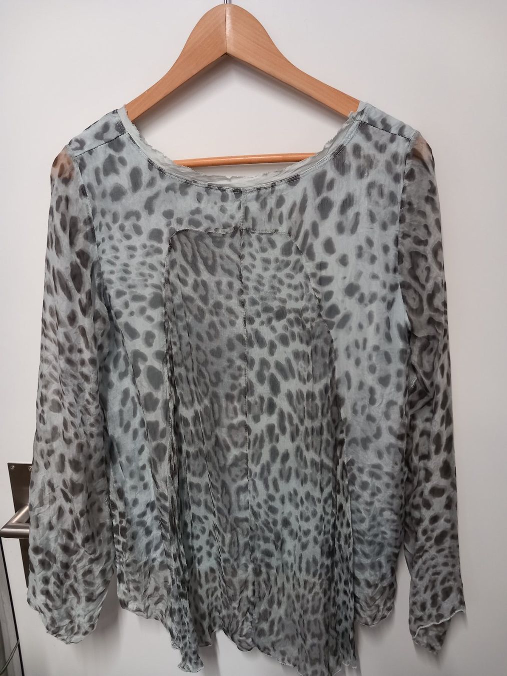 Camicette: Seidenshirt Bluse in Gr.M – Usato da Gwatt (Thun) venduto da umwelt-brocki 1