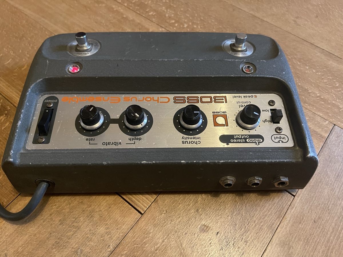Boss Strumenti musicali: Vintage BOSS CE-1 Chorus Ensemble - Top! – Usato da Zürich venduto da Komarik 1
