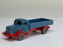 GB5- Wiking Büssing 8000 blau /rot erste Version