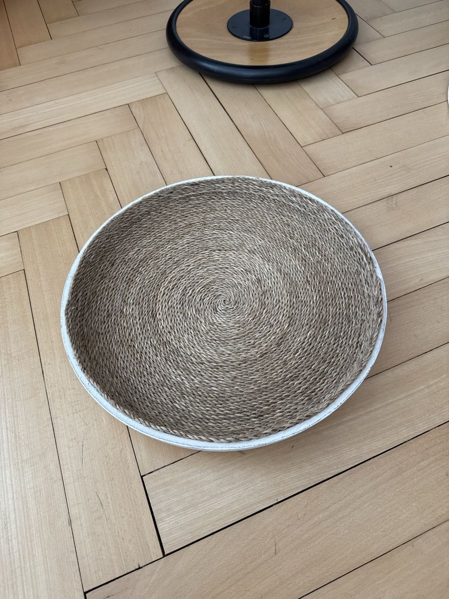 Autres articles pour la maison: Tablar Korb-Style – D'occasion à St. Gallen par nicolajesteban